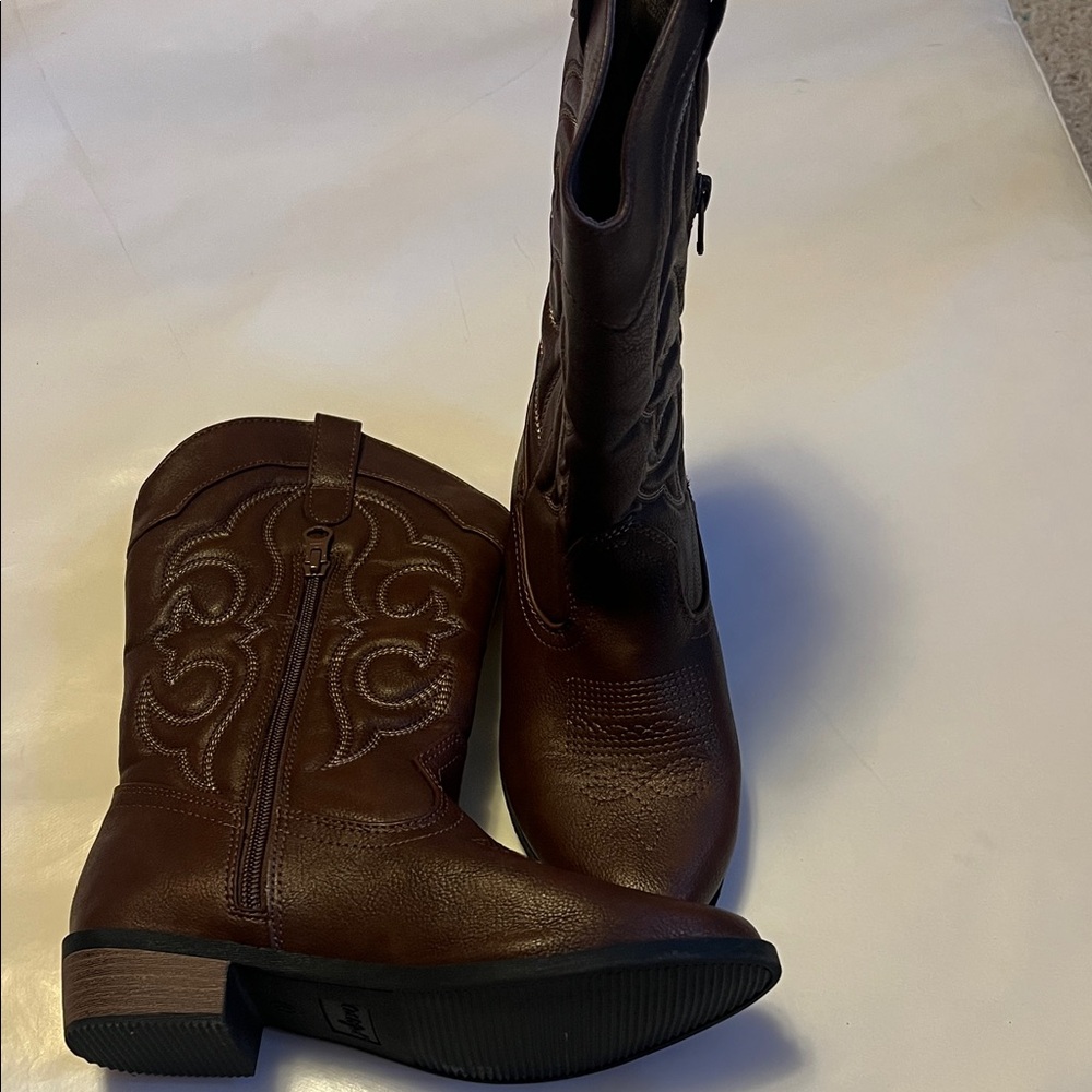 Cat & Jack Brown Kids Boots-never worn